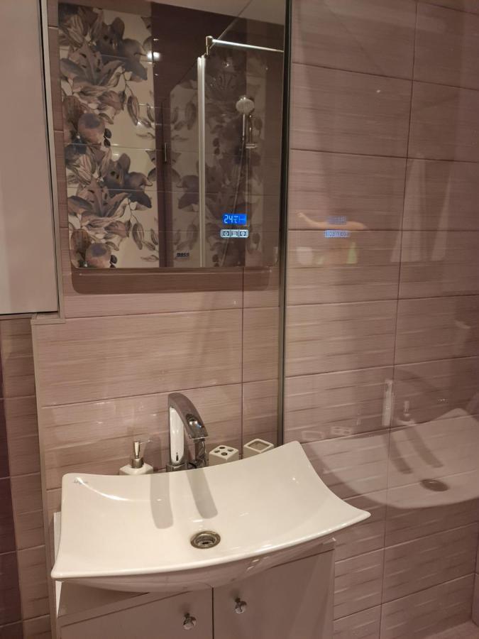 Apartament Modern Cristina&Jessica Medias Luaran gambar